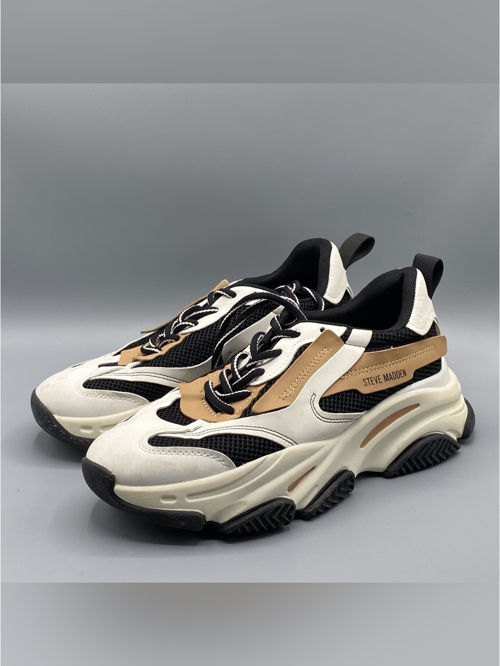Steve Madden Men's Black and Cream Sneakers